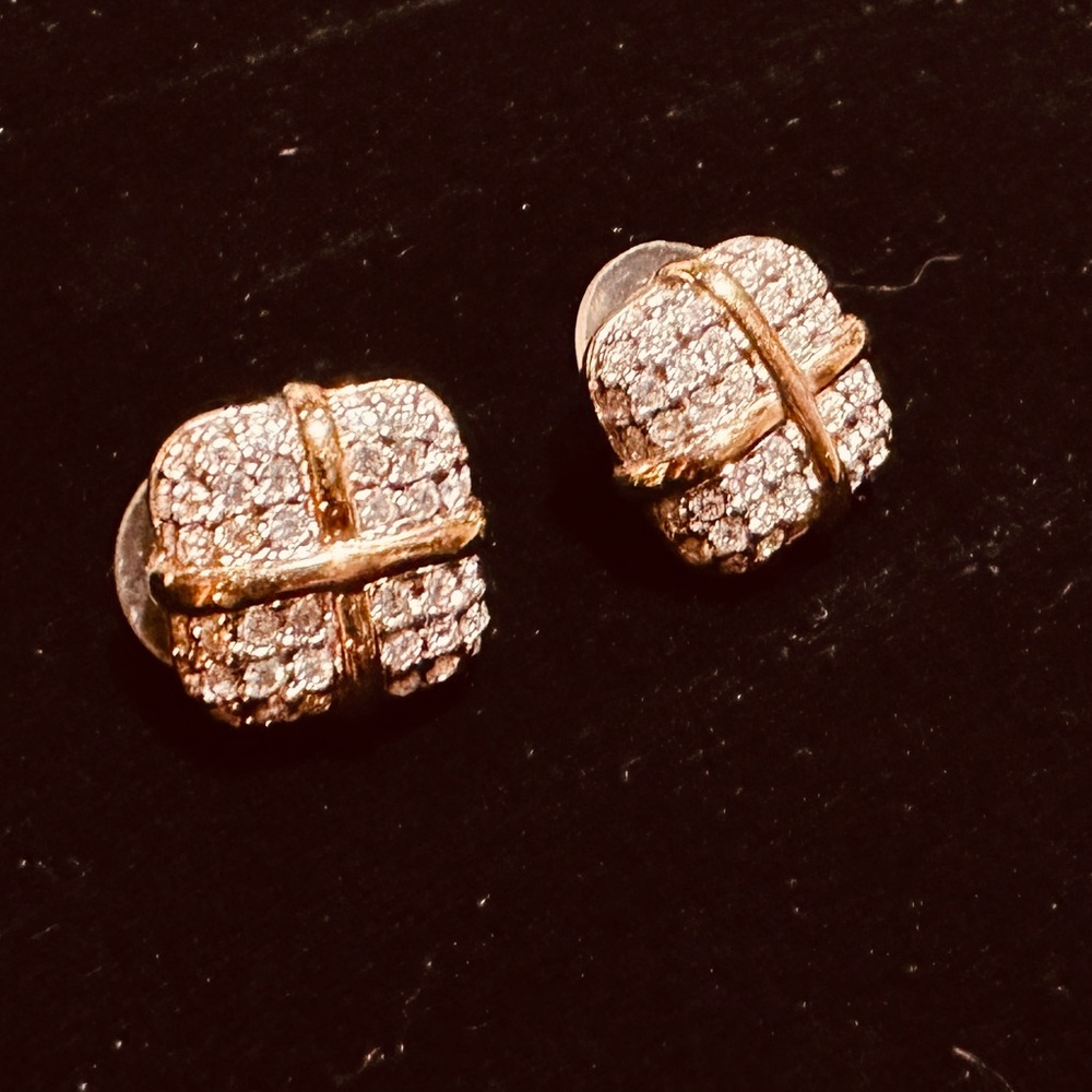 S.A.L Swarovski crystal earrings